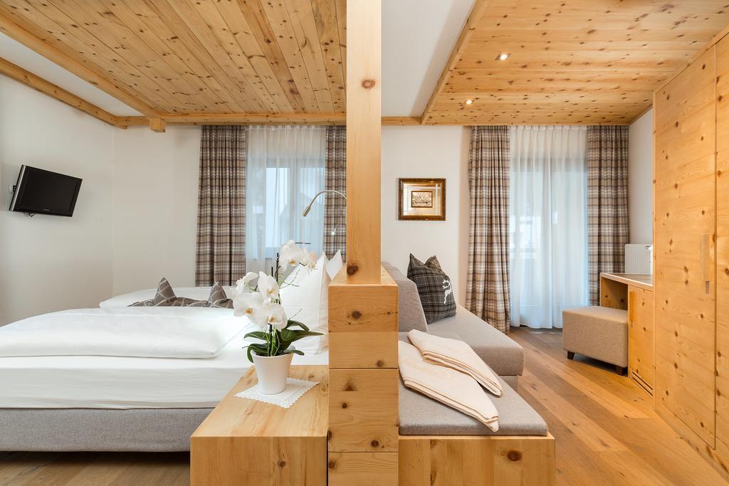 Hotel Bel Sit كورفارا إنْ بادِيا المظهر الخارجي الصورة
