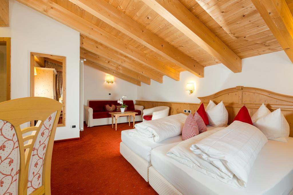 Hotel Bel Sit كورفارا إنْ بادِيا المظهر الخارجي الصورة