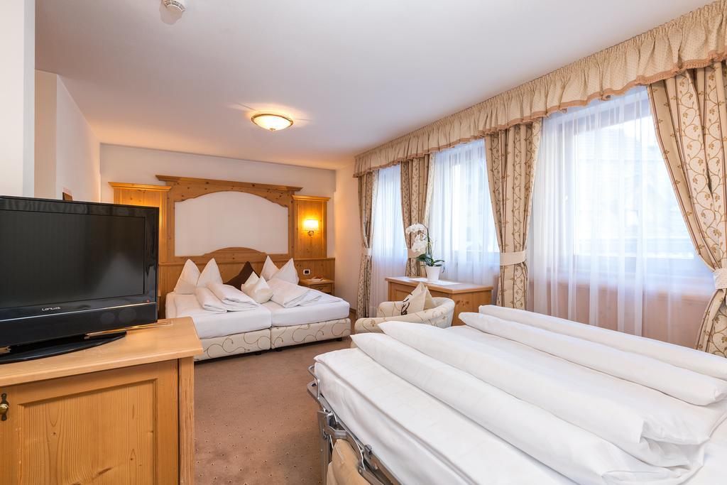 Hotel Bel Sit كورفارا إنْ بادِيا المظهر الخارجي الصورة